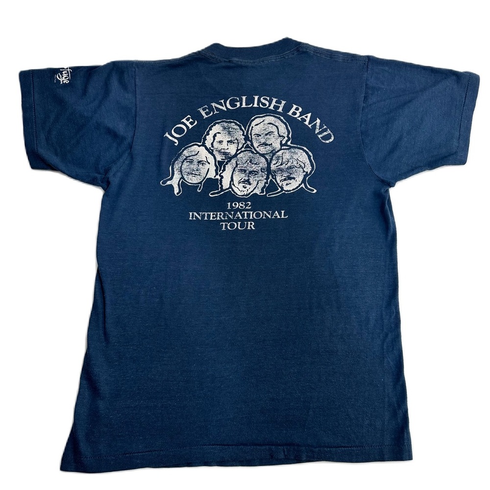 Vintage 1982s Joe English Band Blue Short Sleeves Tees Shirt Size Medium.